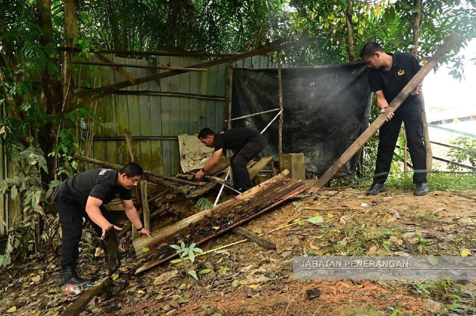 Empat lagi pangkalan haram sepanjang Sungai Golok diroboh