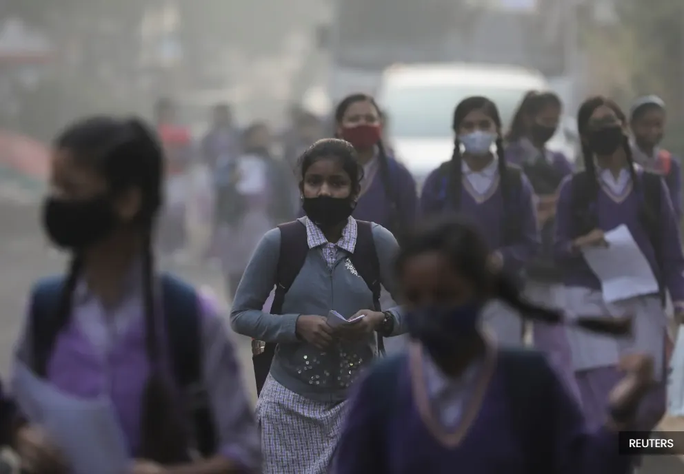 Delhi to install 10,000 air purifiers in schools to combat pollution