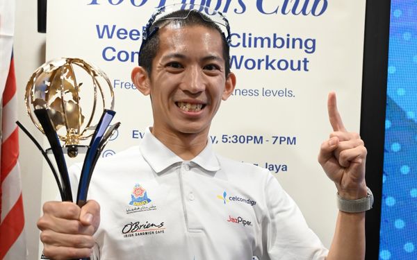 Wai Ching cipta rekod MBOR, takluk 106 tingkat Menara Exchange bawah 14 minit