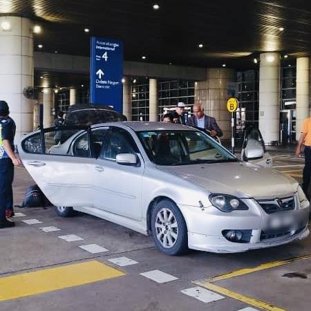 'Ulat' kereta sewa haram ditahan di KLIA