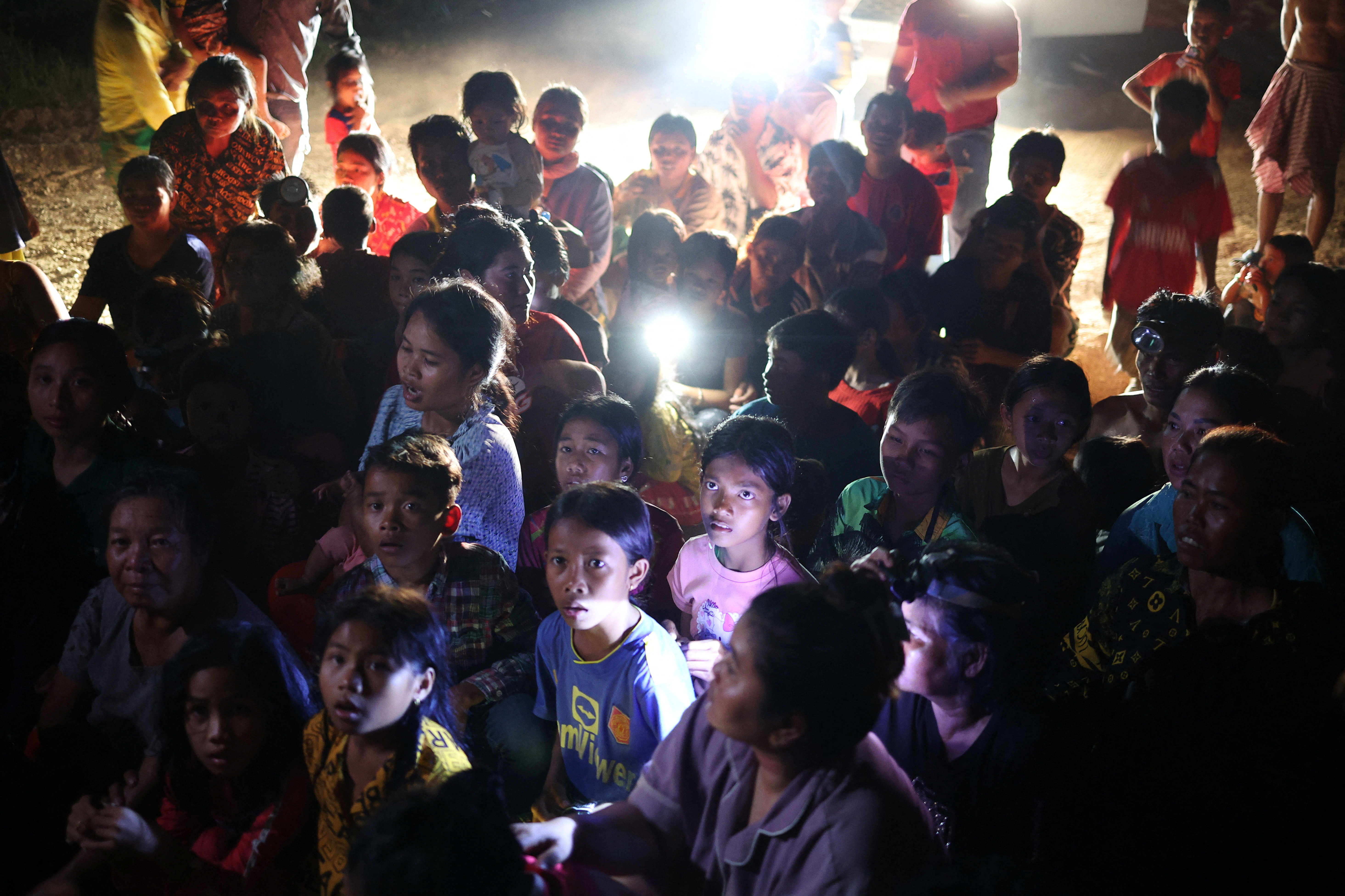 Fighting continues at Cambodia-Thailand border after Trump claims ceasefire