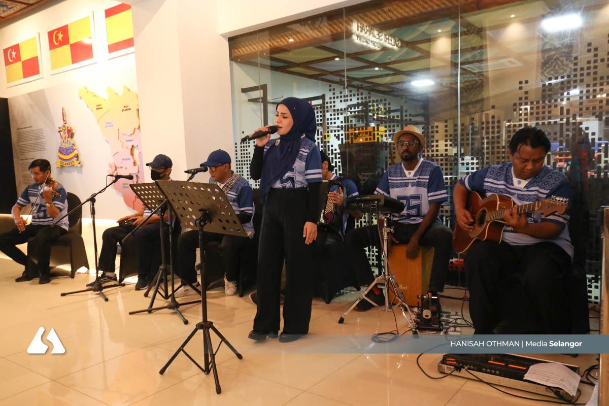 Padat centres busking culture to highlight traditional music