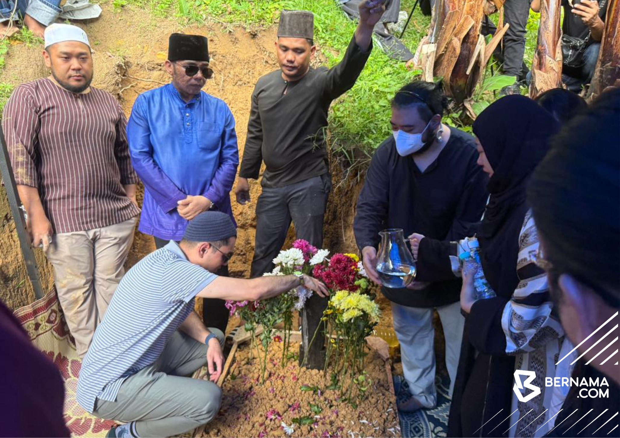 Jenazah Bung Moktar selamat dikebumikan di Tanah Perkuburan Islam Kampung Likas