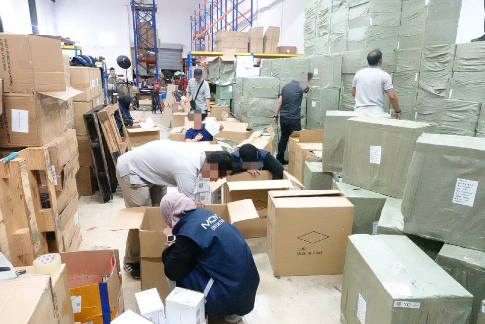 Ops Optik: SKMM sita lebih 10,000 peralatan komunikasi tidak patuh piawaian teknikal