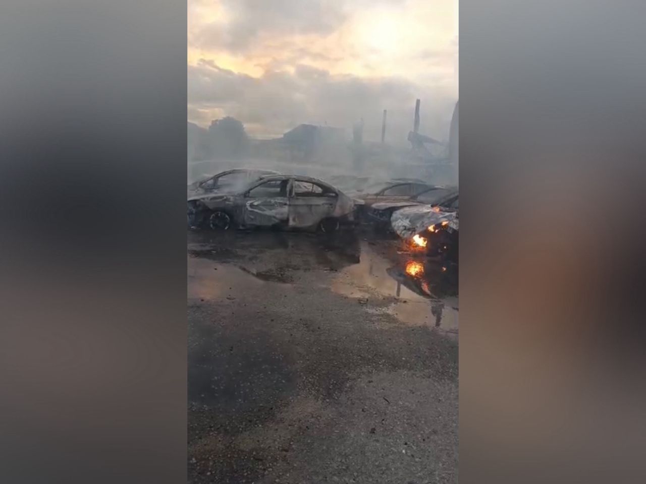 சுங்கை பூலோவில் பட்டறை தீப்பிடித்ததில் 51 கார்கள் சேதம்