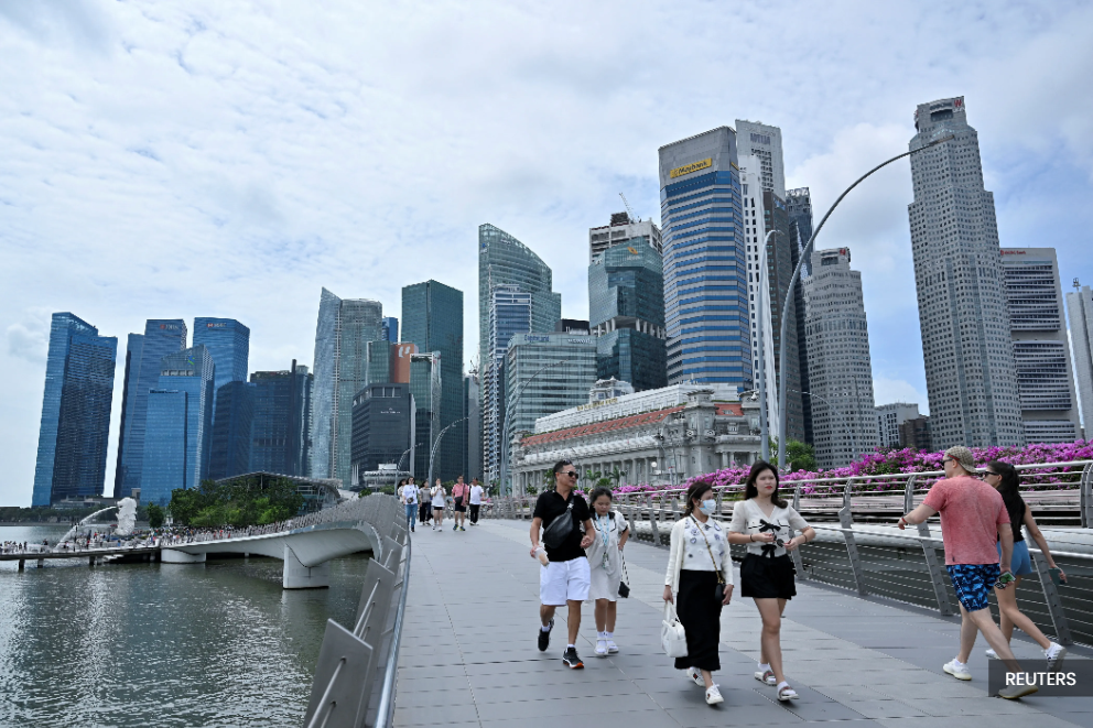 Singapore GDP grows 5.7 pct in Q4, beats 2025 expectations