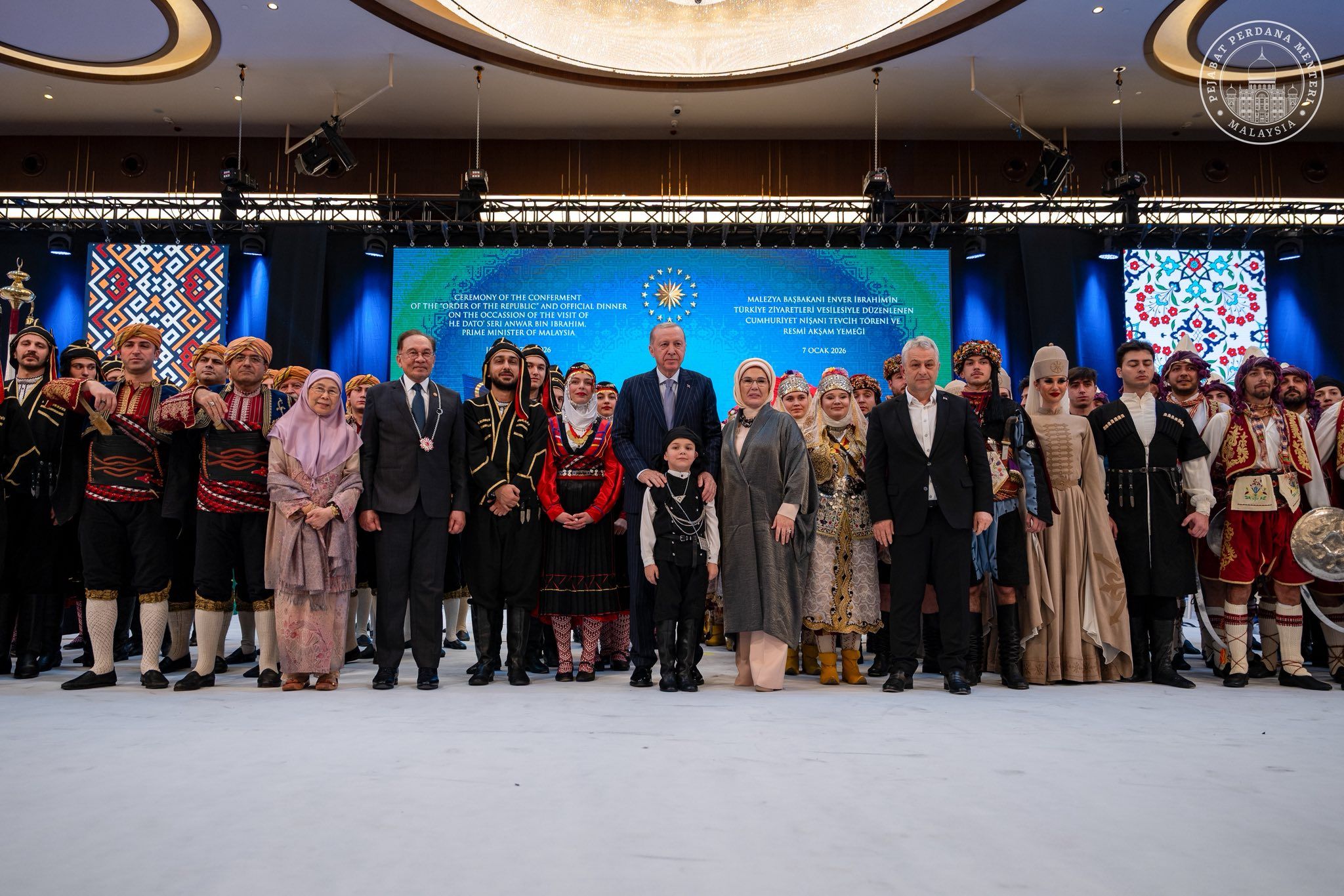 获颁土耳其共和国国家勋章 安华感谢埃尔多安热情接待