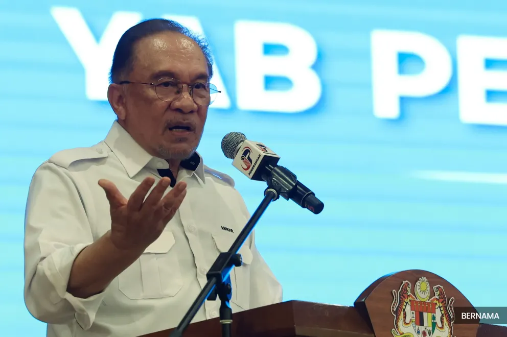 Authorities have full latitude to fight graft — PM