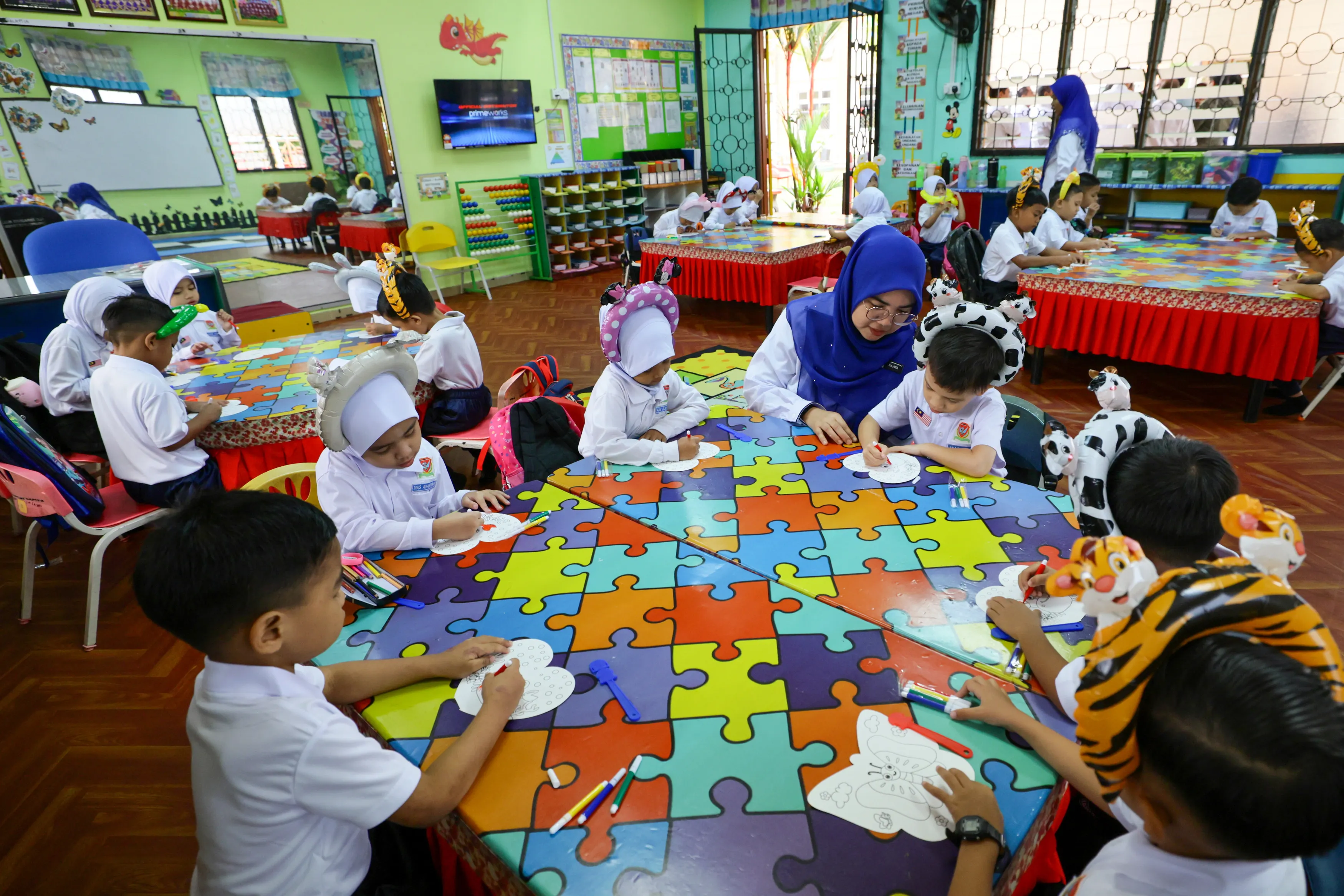 Early Year One entry for six-year-olds worries private kindergartens