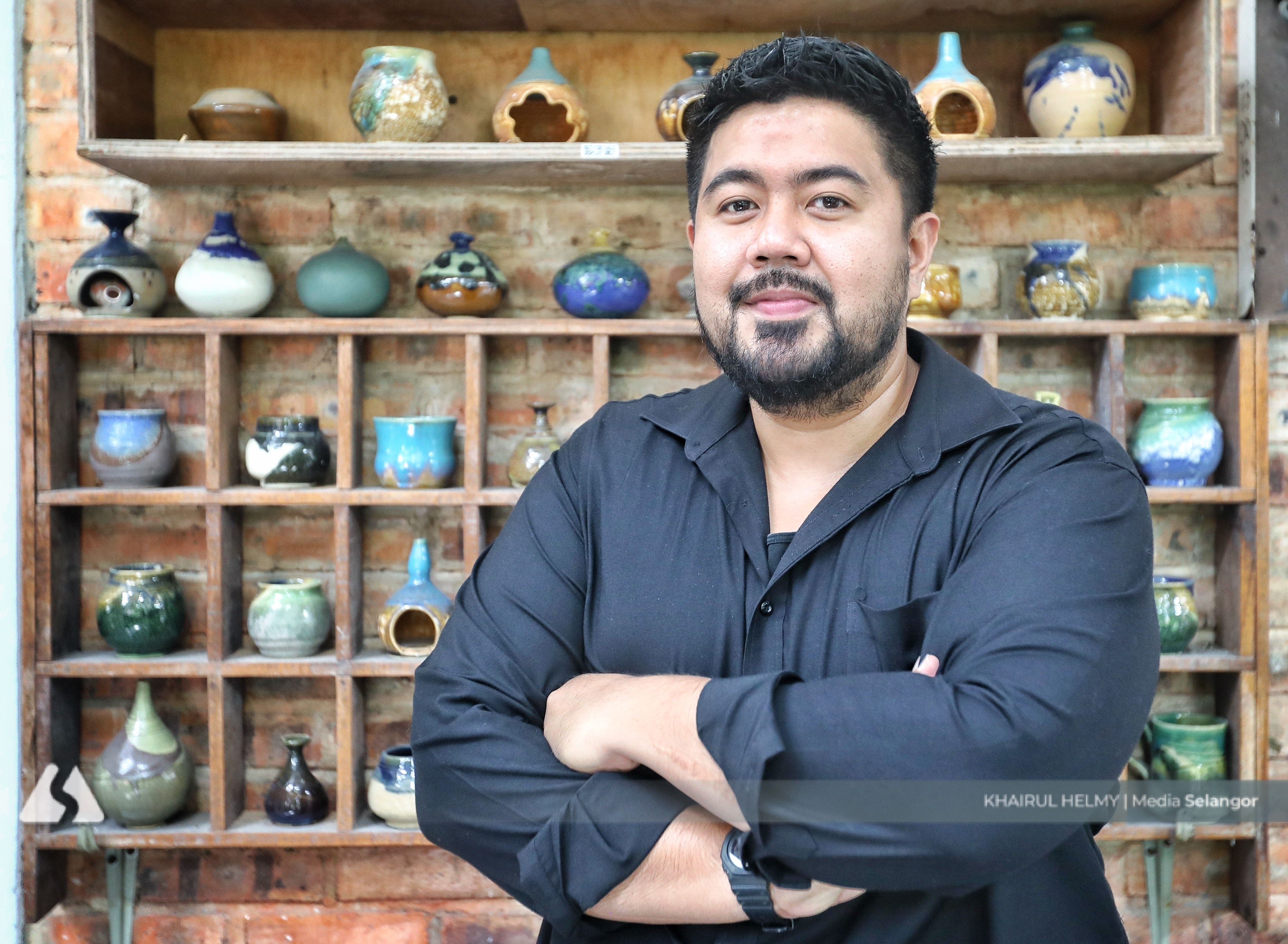 Dari hobi seni tanah liat jadi sumber rezeki