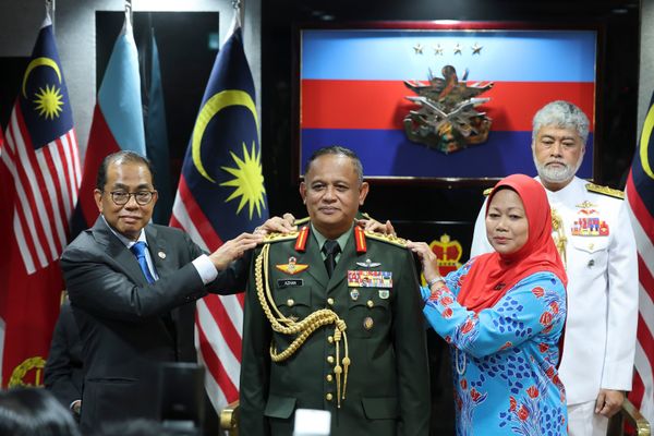 ஜெனரல் டத்தோ அஸ்ஹான் 31வது தரைப்படைத் தளபதியாக அதிகாரப்பூர்வமாக நியமிப்பு