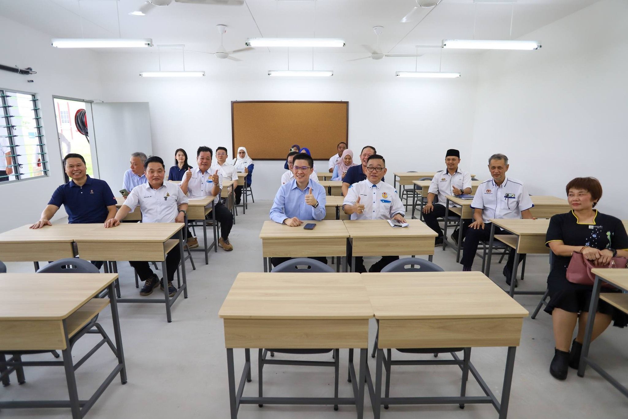 礼仁艾美娜华小下周一开课！ 黄家和：迀往莎阿南迎来近300学生