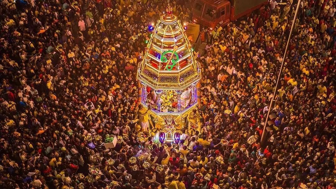 முருகப் பெருமானின் வெள்ளி ரத தேரோட்டம்