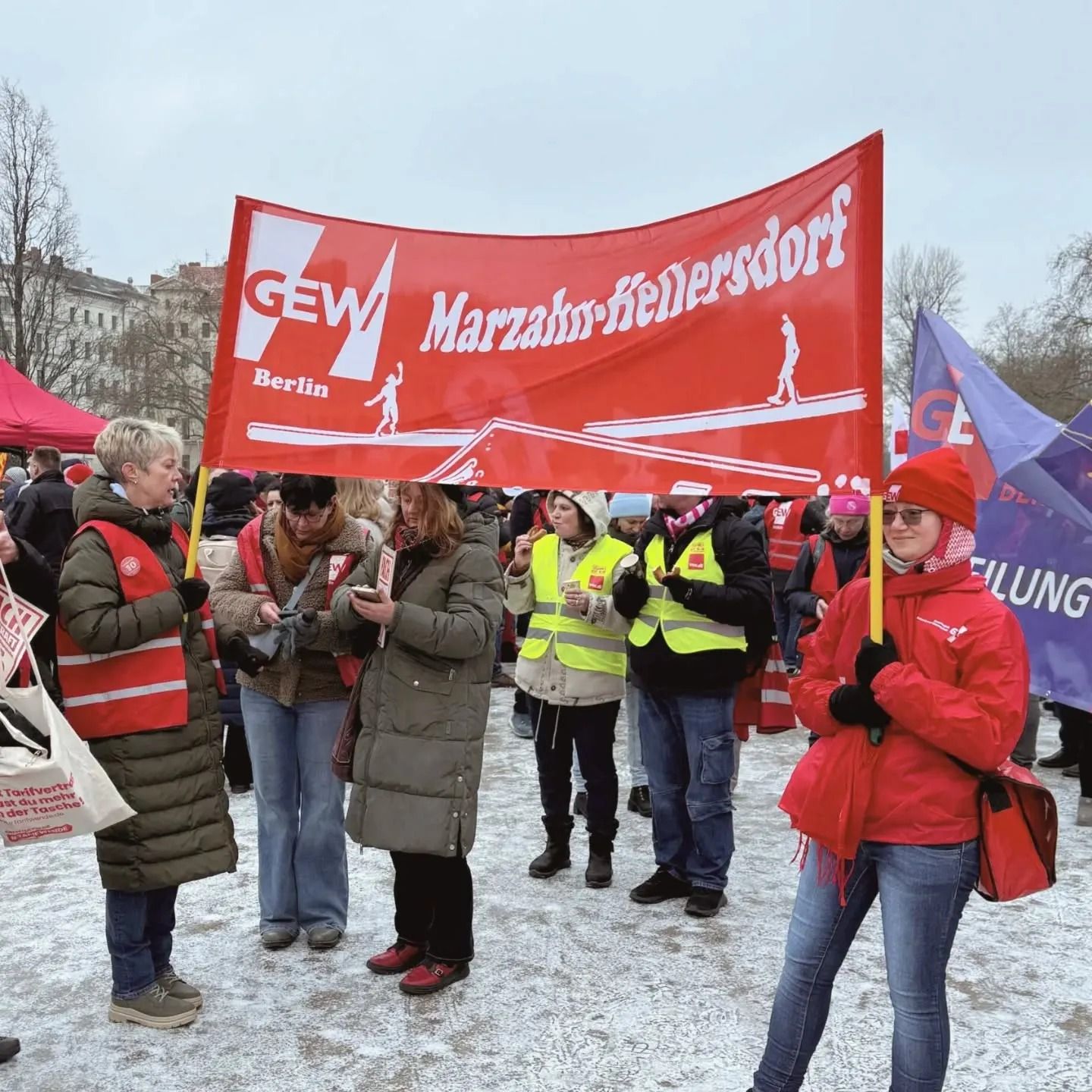 Gaji tak setimpal beban kerja, guru Jerman lancar mogok