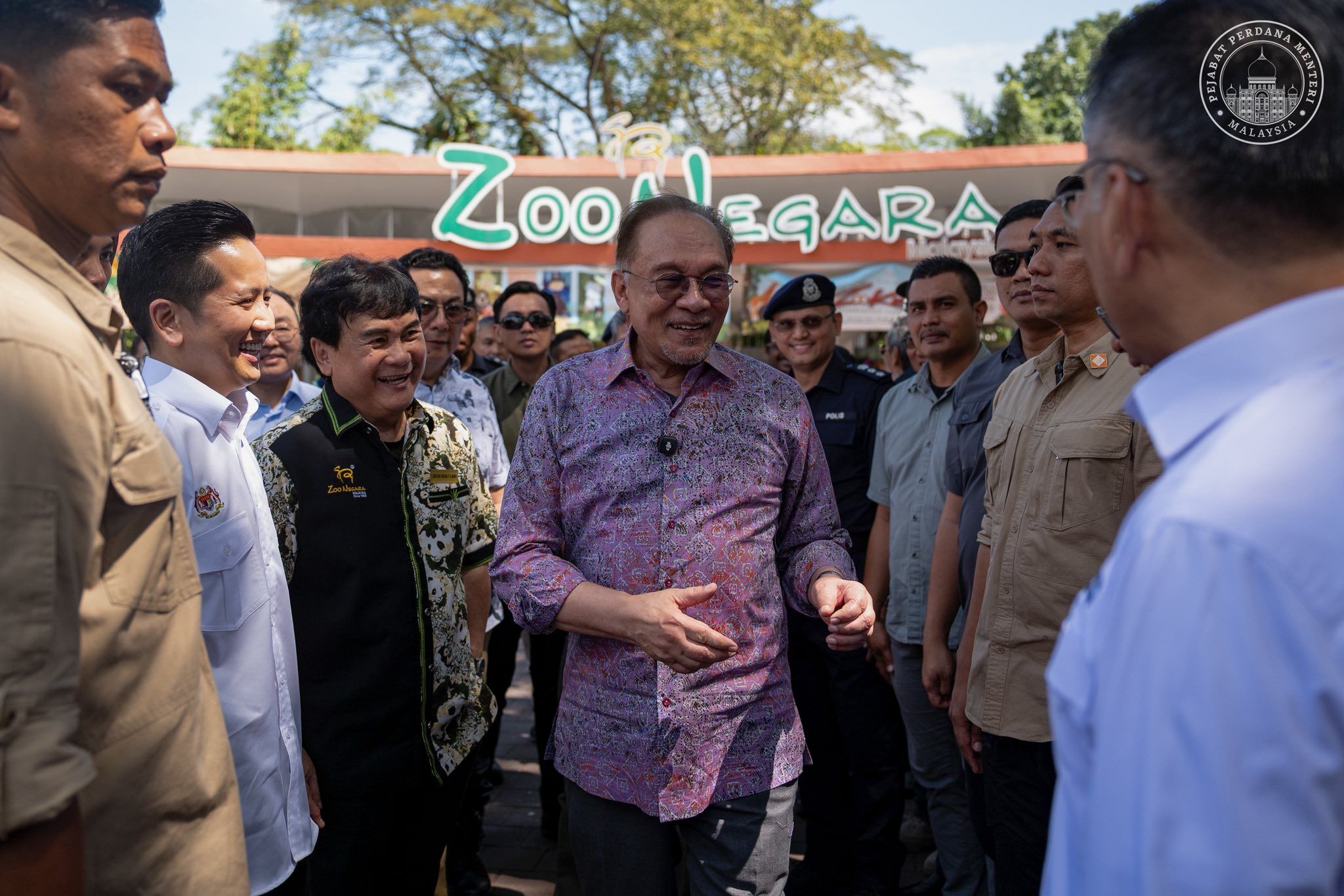 Anwar: Kerajaan terus buru ‘big fish’, penguatkuasaan rasuah semakin berkesan