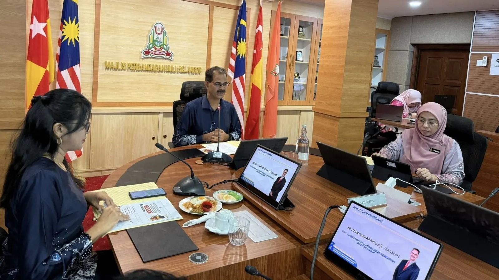 சிலாங்கூர் மாநில அளவிலான தைப்பூசத் திருவிழா ஒருங்கிணைப்புக் கூட்டம்: மாநில அரசு தீவிர ஏற்பாடு - மாண்புமிகு பாப்பாராய்டு வீரமான் தகவல்