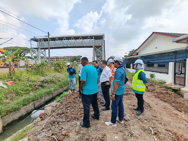 建地下微型隧道须申请批准 巴生防洪工程延至7月完工