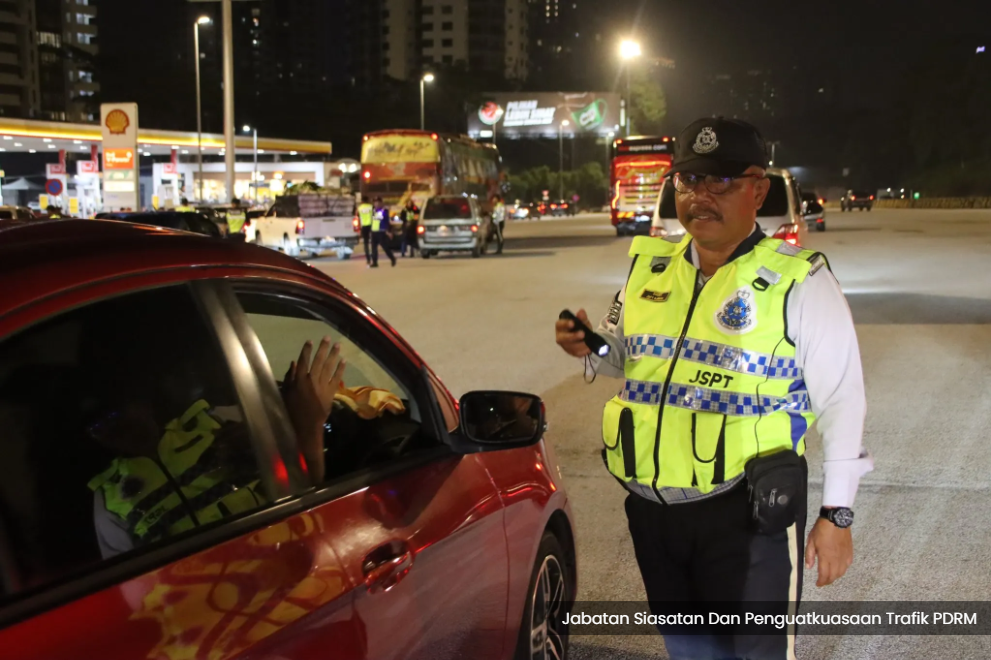 警方全国跨年行动 开逾1.2万罚单扣390交通