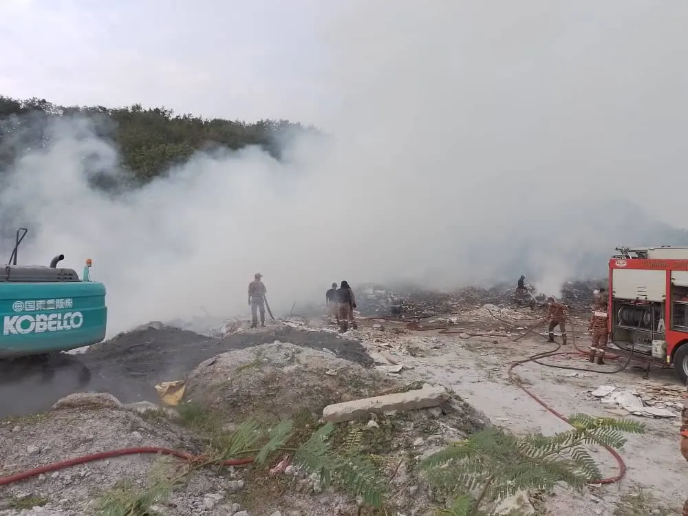 双溪当卡斯垃圾场再失火  消拯员耗时3天成功灭火
