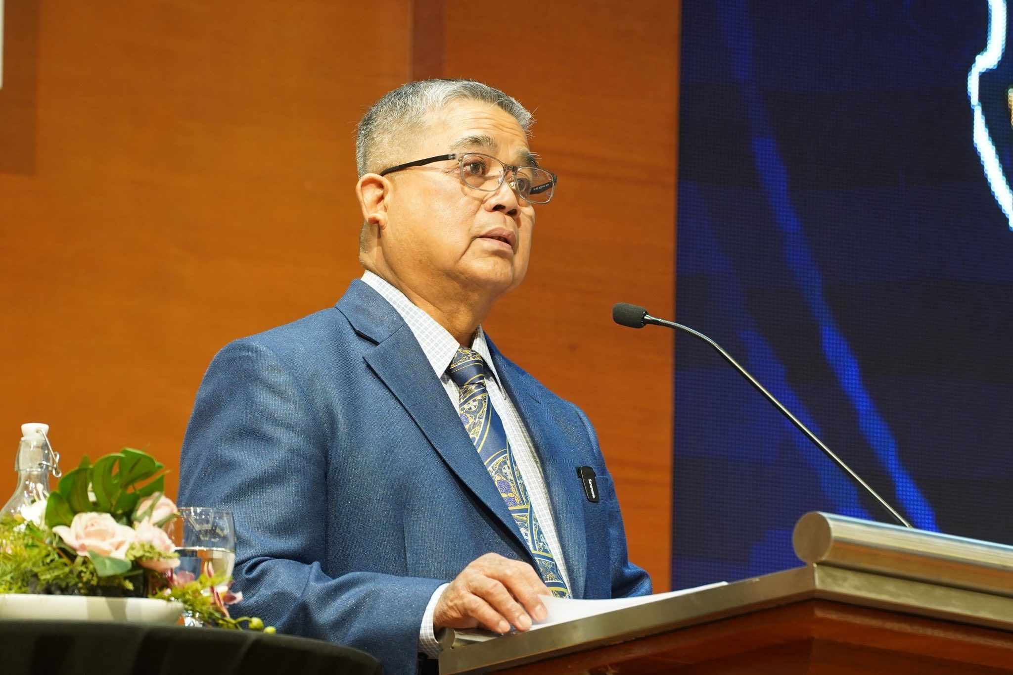 团结部：宗教场所土地管理归州政府管辖