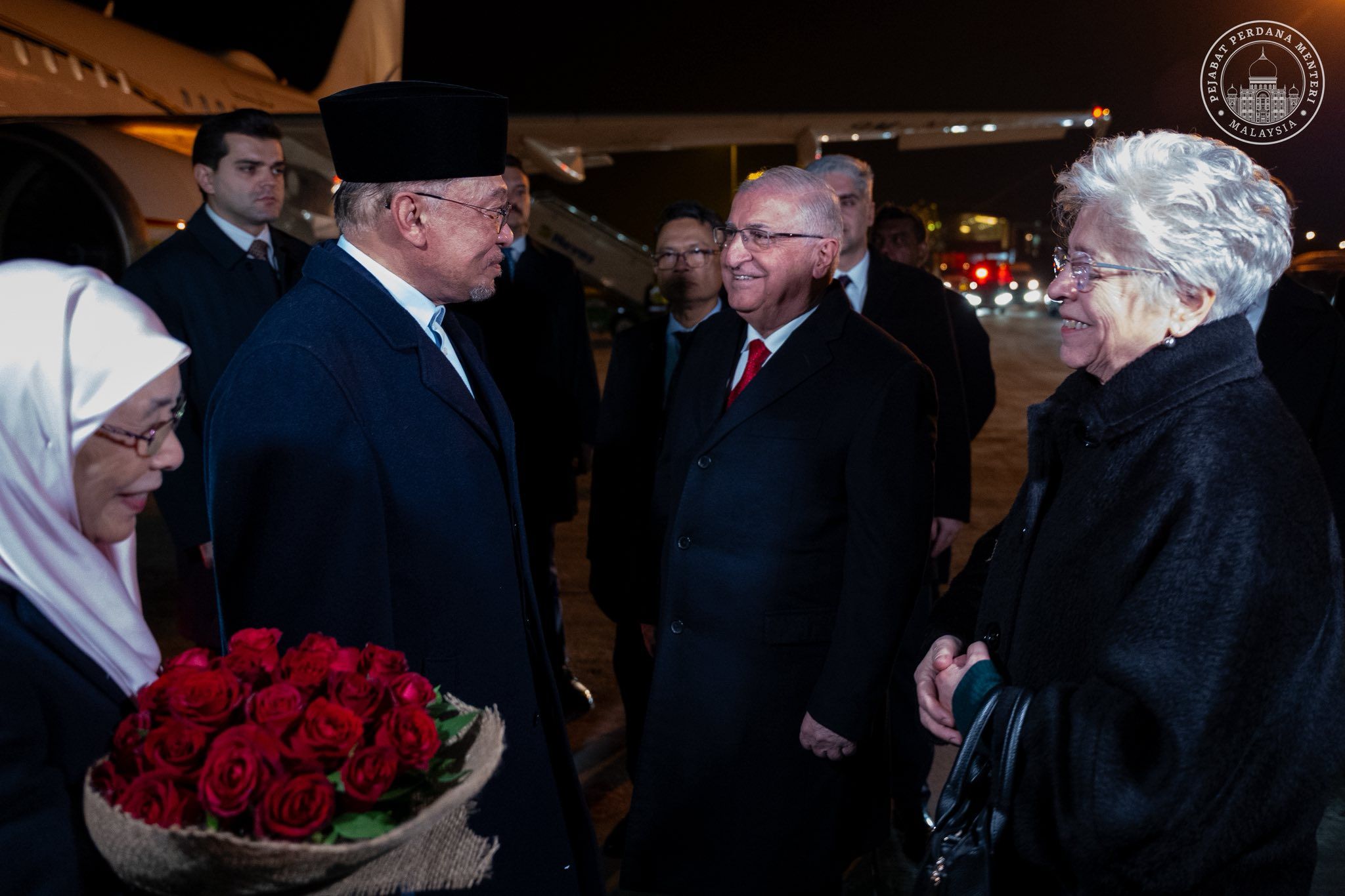 安华访土耳其次日行程满档  获颁国家勋章肯定外交贡献