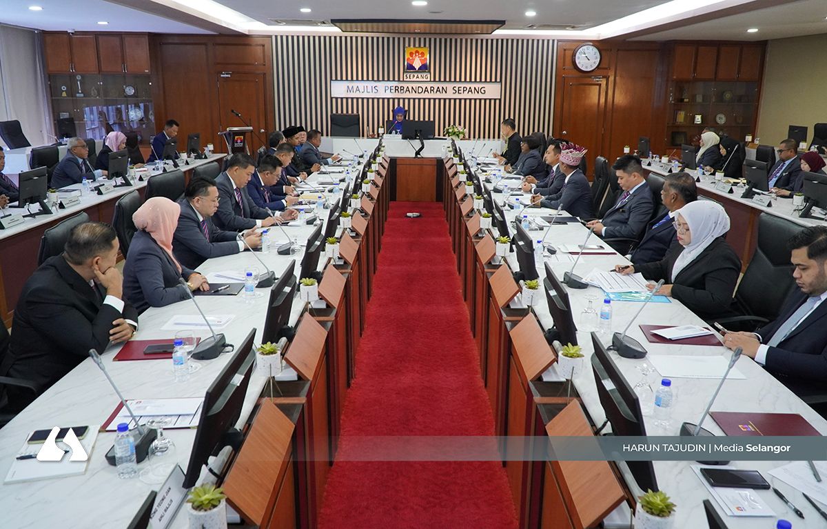 雪邦市会新届24市议员就职  承诺加强社区计划与技能培训