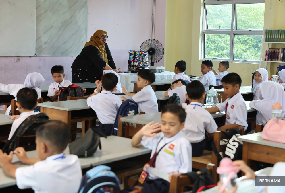 முதலாம் வகுப்பு மாணவர் சேர்க்கைக்கான முன் ஏற்பாடுகளை கல்வி அமைச்சகம் தொடங்கியது