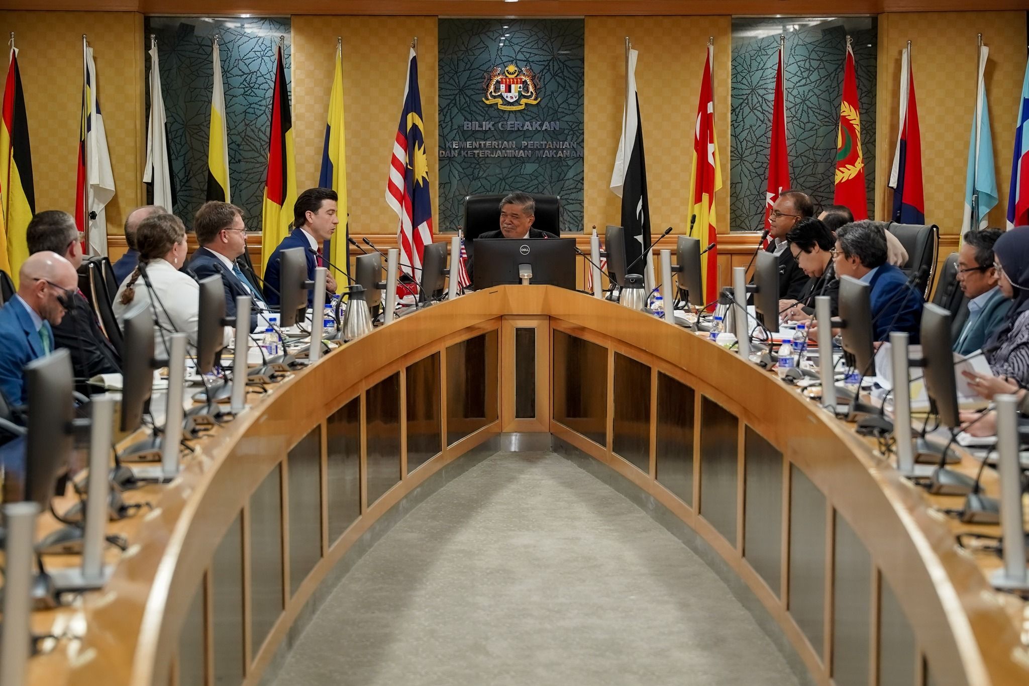 马美拓展现代化农业科技合作