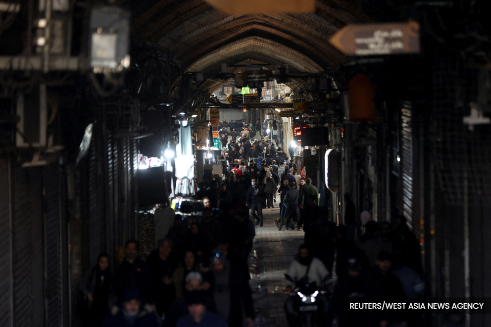 伊朗局势动荡：外交部促国人推迟非必要旅行