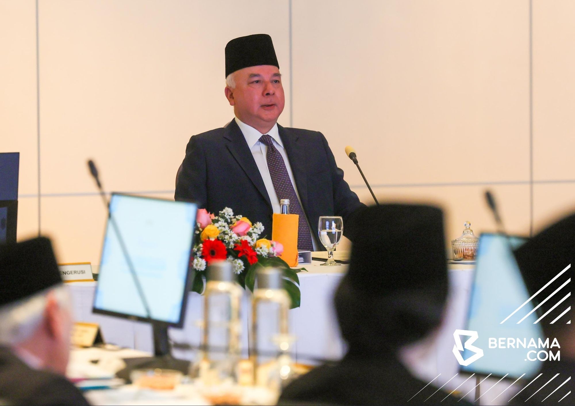 Sultan Nazrin urges federal, state govts to act on MKI resolutions