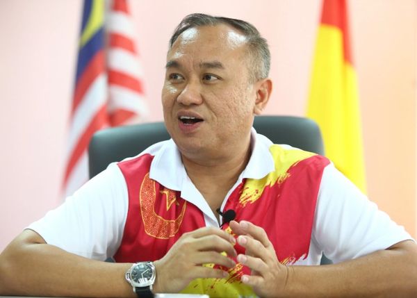 雷健强建议园地主建蓄水池 缓解双溪比力闪电水灾