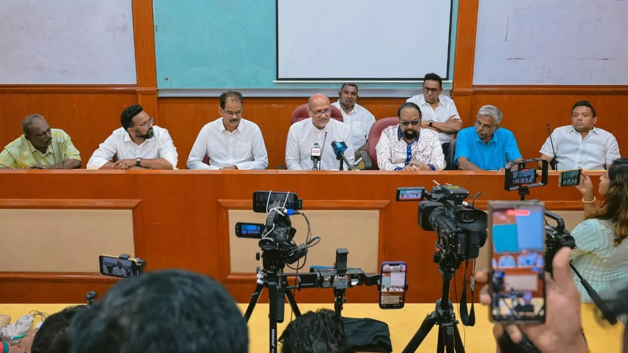 பத்துமலை மின்படிக்கட்டு கட்டுமானத் திட்டத்தைத் தொடர மாநில அரசாங்கமும், கோயில் நிர்வாகமும் உடன்பாட்டை எட்டியுள்ளன