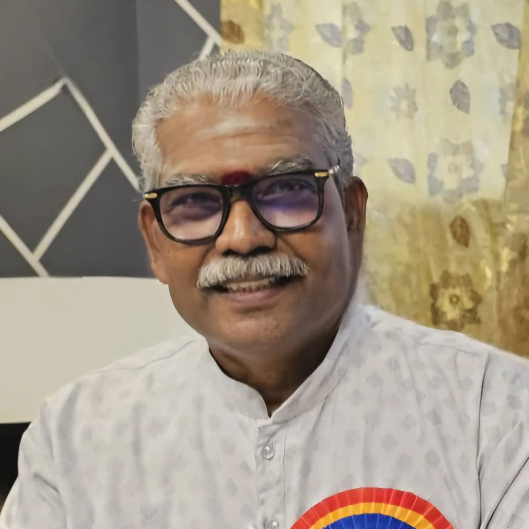 பொங்கல் தமிழர்களின் பாரம்பரியத்தின் அடையாளம்