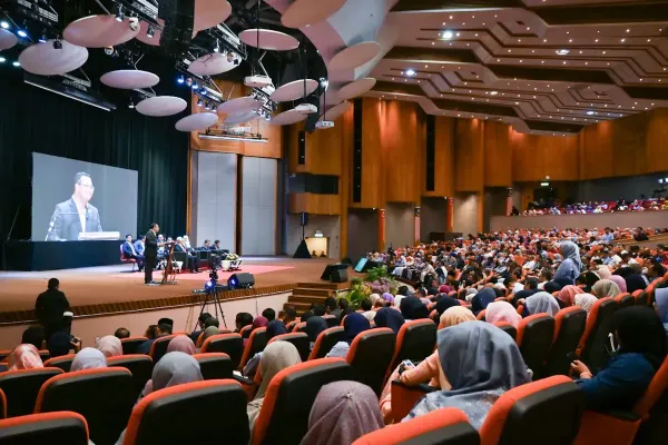 இன்று, 2026ஆம் ஆண்டுக்கான புத்தாண்டு உரையை டத்தோ மந்திரி புசார் டத்தோ ஸ்ரீ அமிருடின் ஷாரி வழங்கினார்