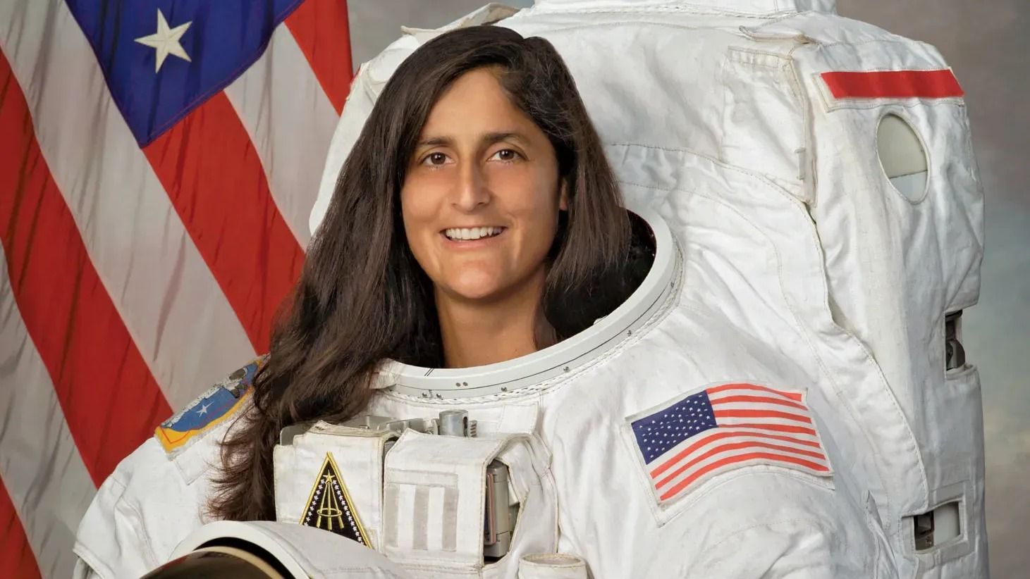 நாசாவிலிருந்து ஓய்வு பெற்றார் இந்திய வம்சாவளி விண்வெளி வீராங்கனை சுனிதா வில்லியம்ஸ்