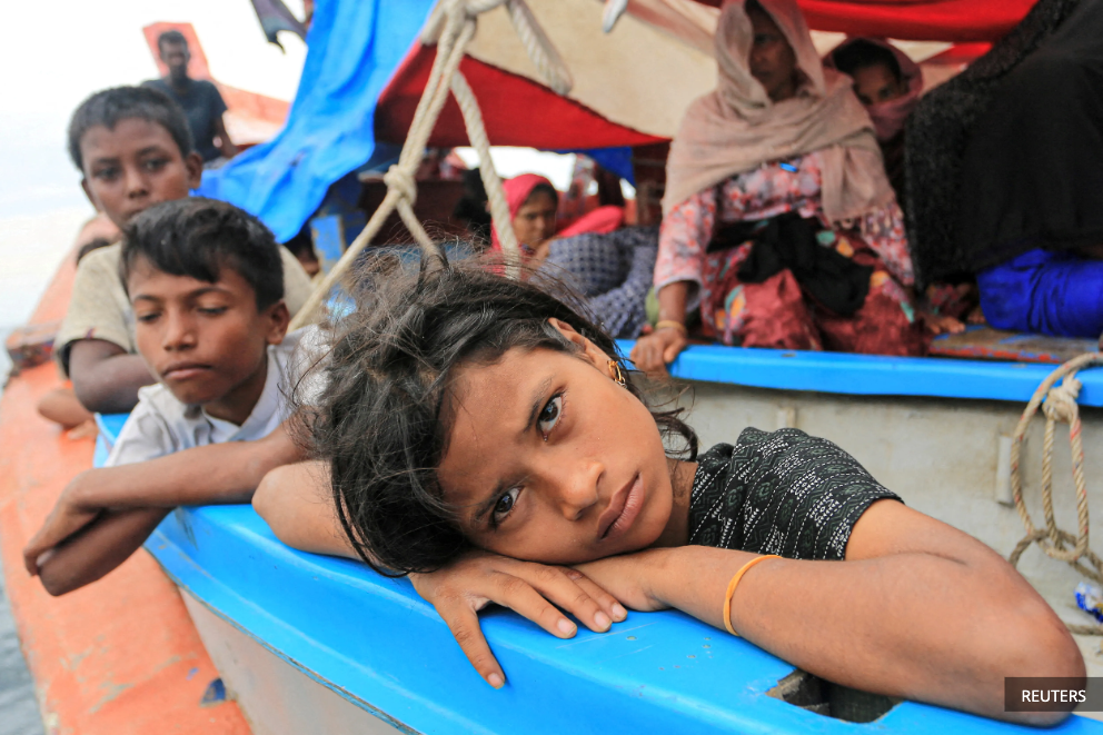 US judge extends deportation protections for migrants from Myanmar