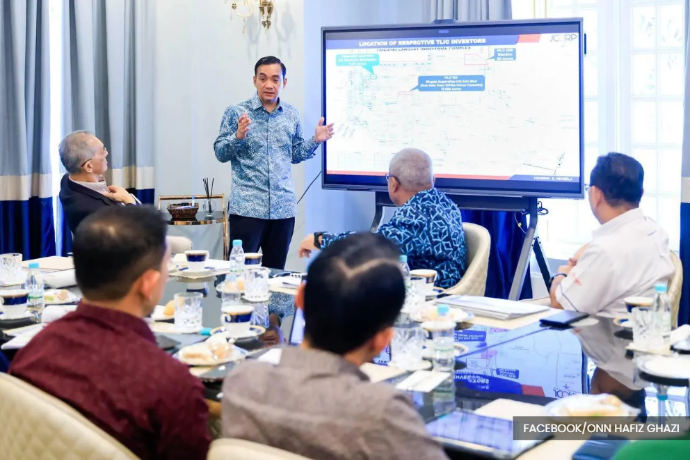 Johor pledges power, water security as JS-SEZ expands