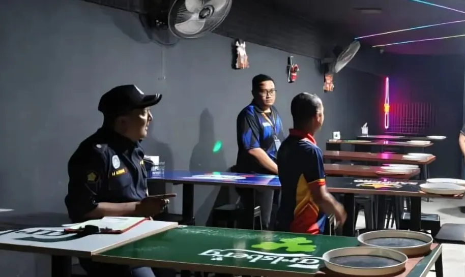 无牌经营娱乐场所  巴生皇城市厅开4罚单！