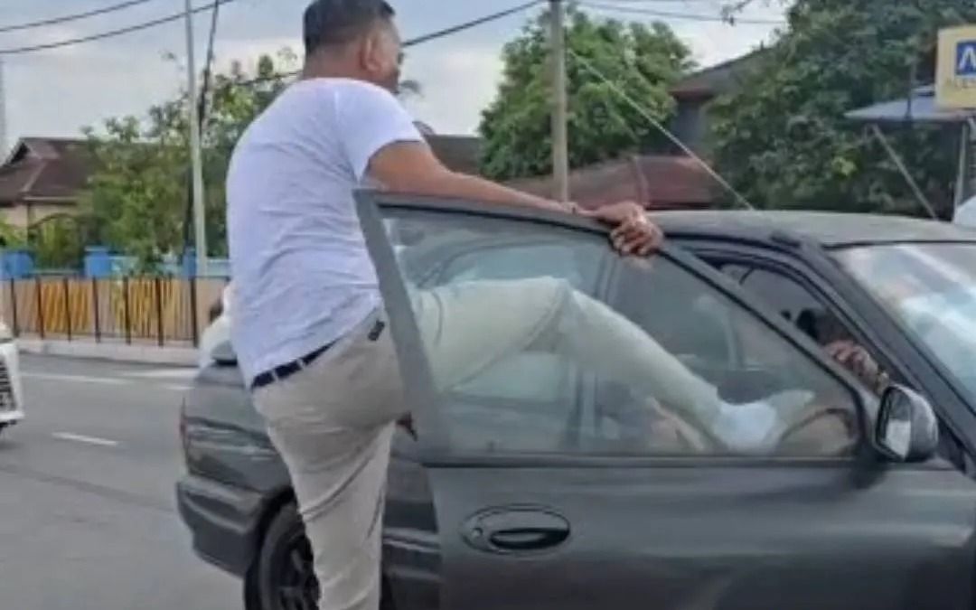 小车祸引发冲突   男子殴打及踹踢长者被捕