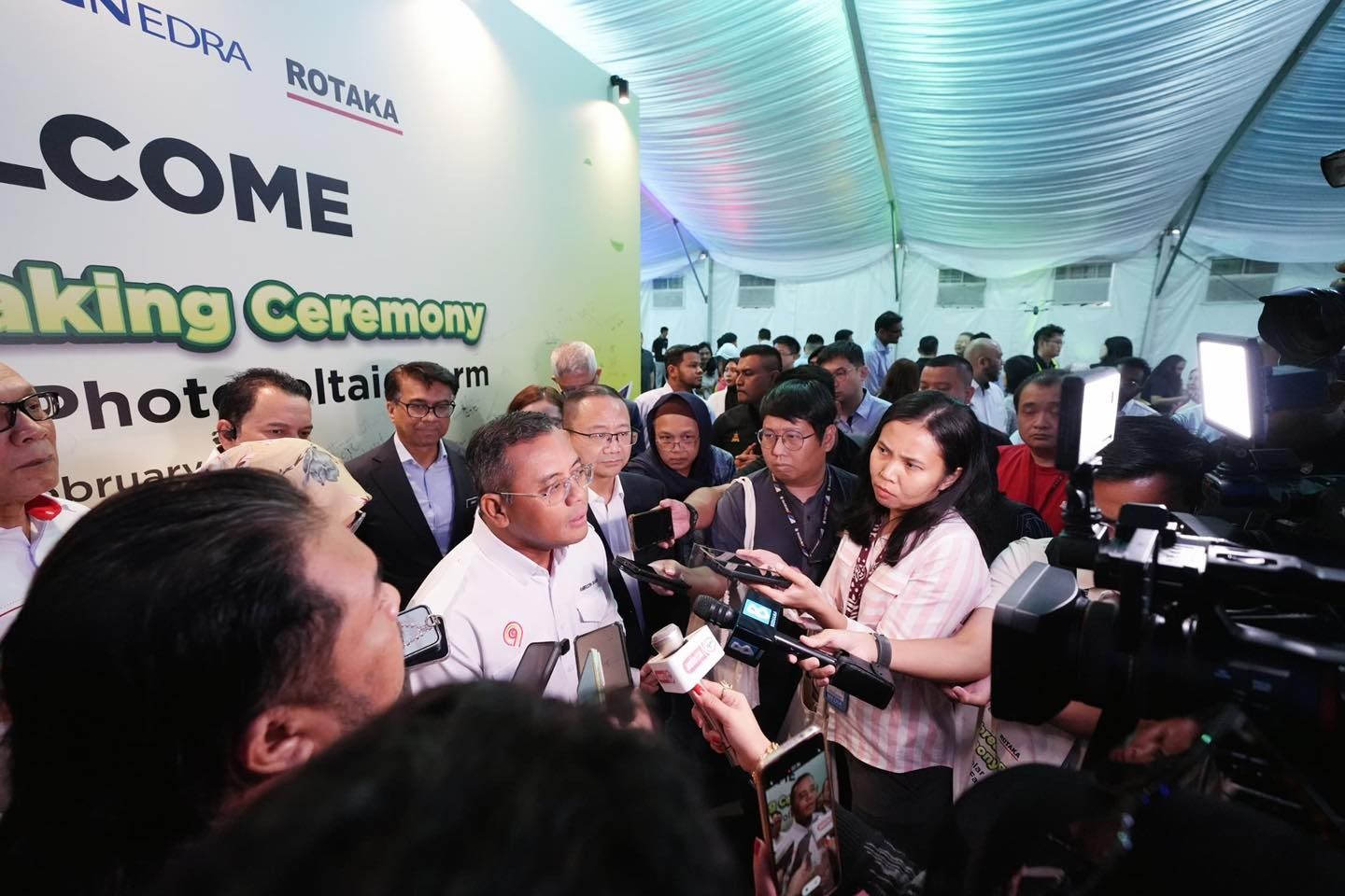 சிலாங்கூரில் சட்டவிரோதமாக கட்டப்பட்டுள்ள வழிப்பாட்டு தலங்கள் விவகாரம்; மாநில அரசு பின்பற்றி வரும் இணக்கமான அணுகுமுறையே தொடரும்- டத்தோஶ்ரீ அமிருடின் ஷாரி தகவல் 