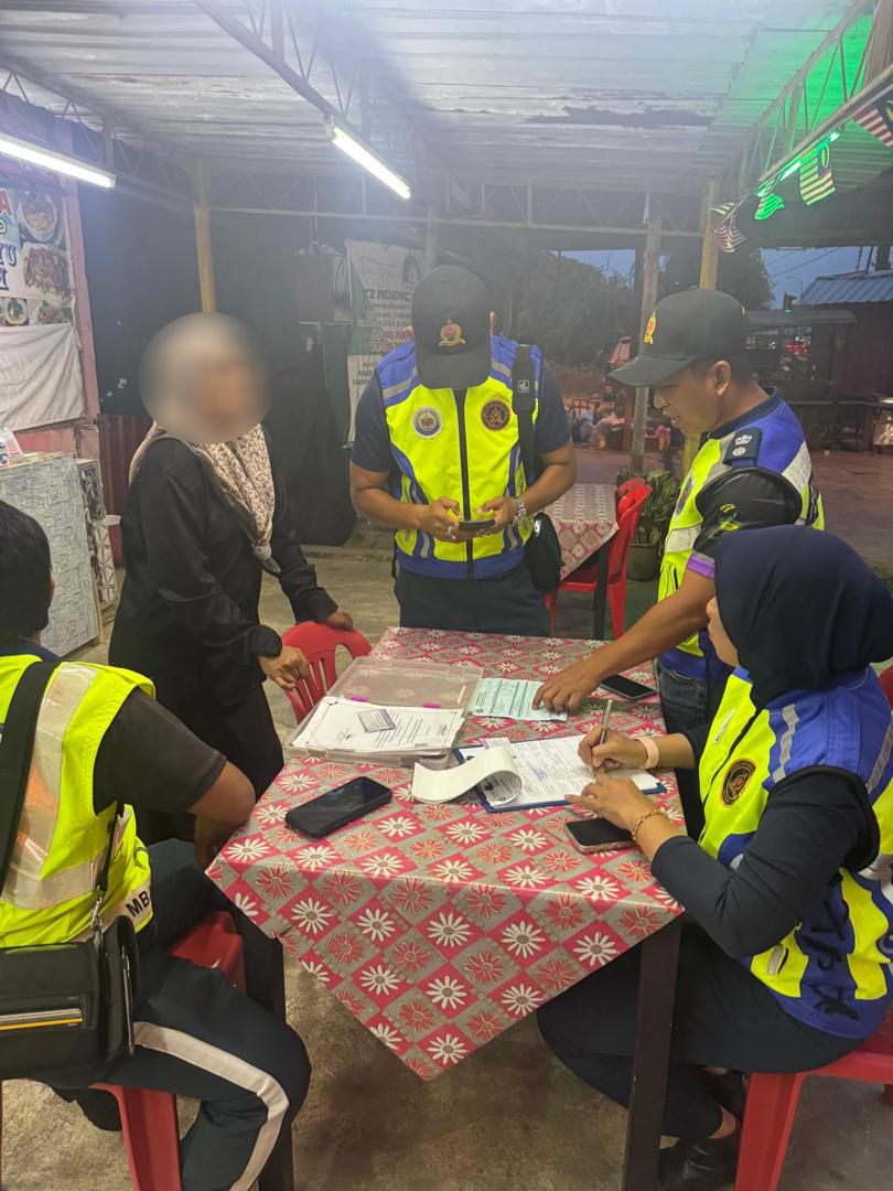 亚罗士打及波各先那45东炎食肆  无执照营业共开出145罚单