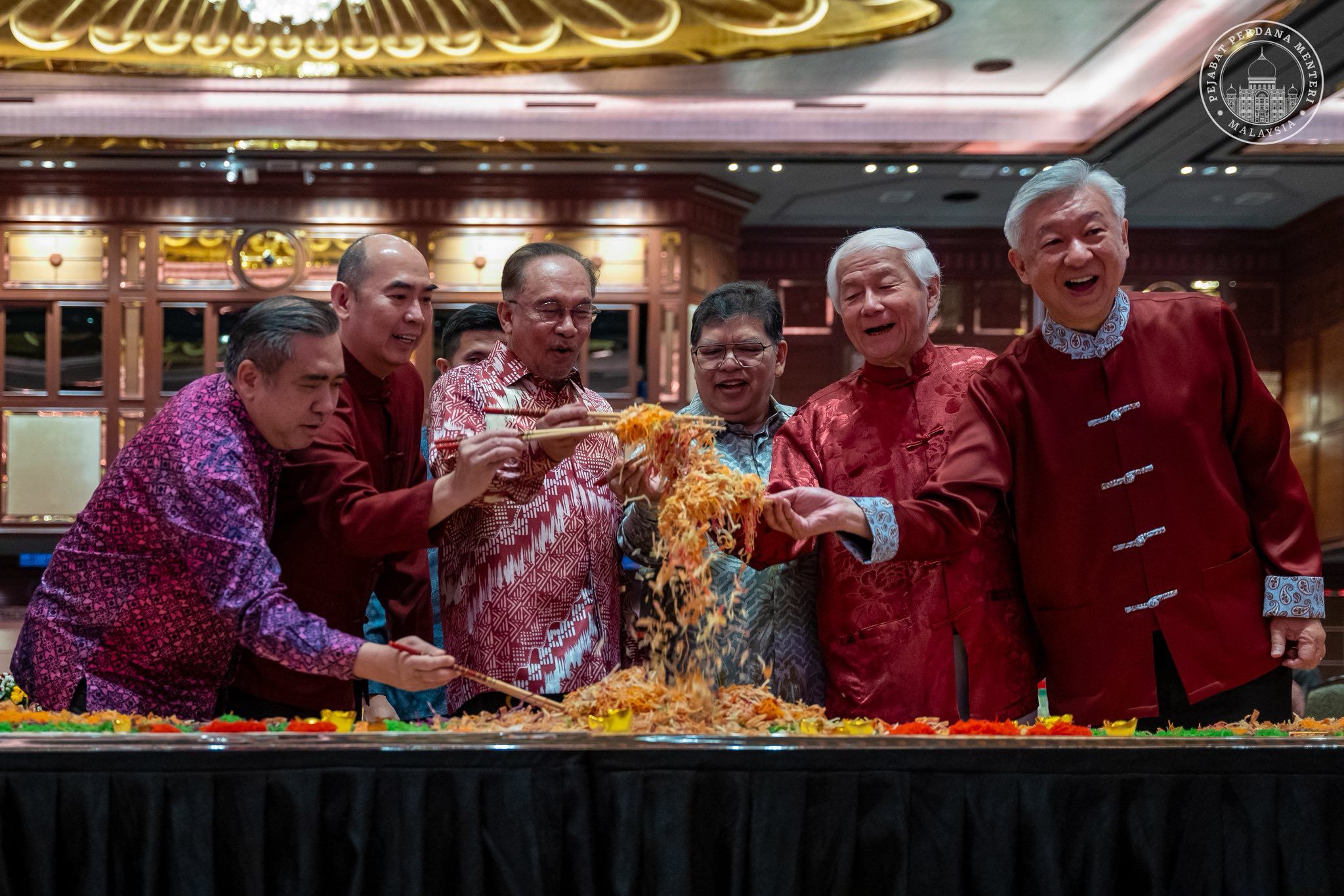 宗教场所课题：首强调任何人 无权擅自采取行动