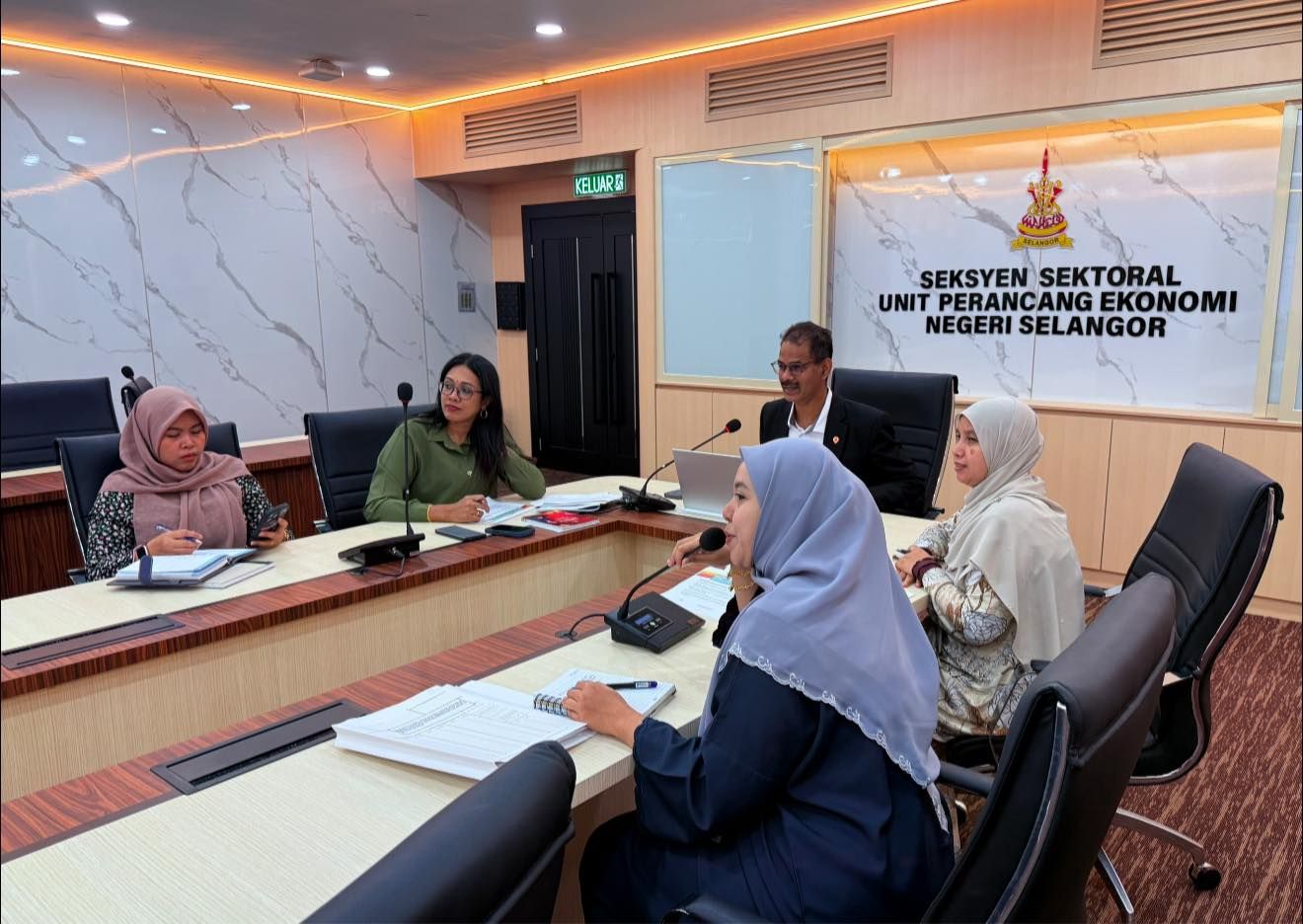 Over 38,000 Jom Shopping Aidilfitri vouchers distributed