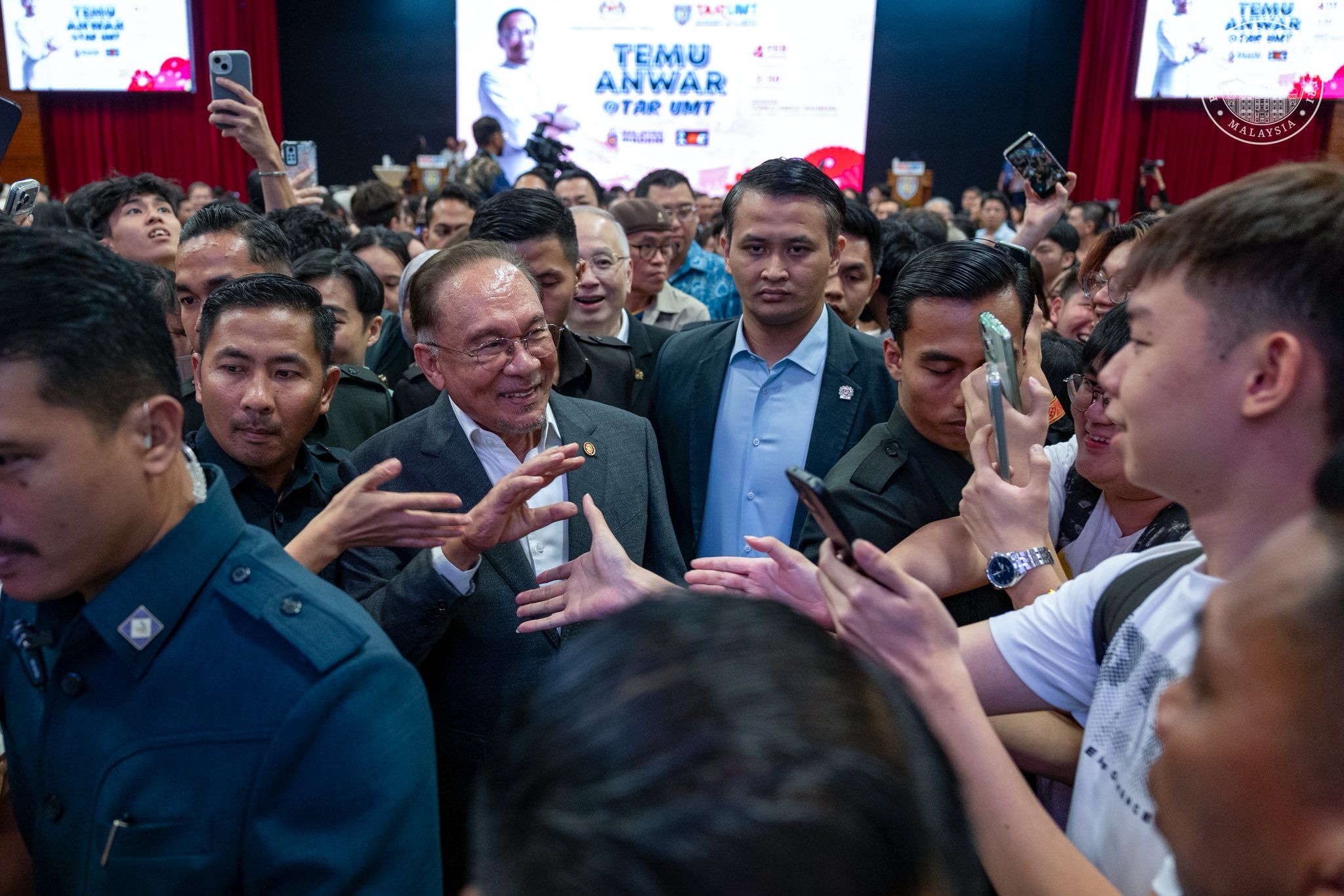 Anwar tegas pendidikan perlu seimbang ilmu, adab dan kemanusiaan