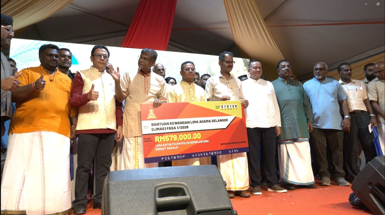 சிலாங்கூர் பேச்சுவார்த்தைக்குத் திறந்திருக்கிறது, சட்டத்தை மீறும் வழிபாட்டு தளங்களிடம்  எந்த சமரசமும் இல்லை