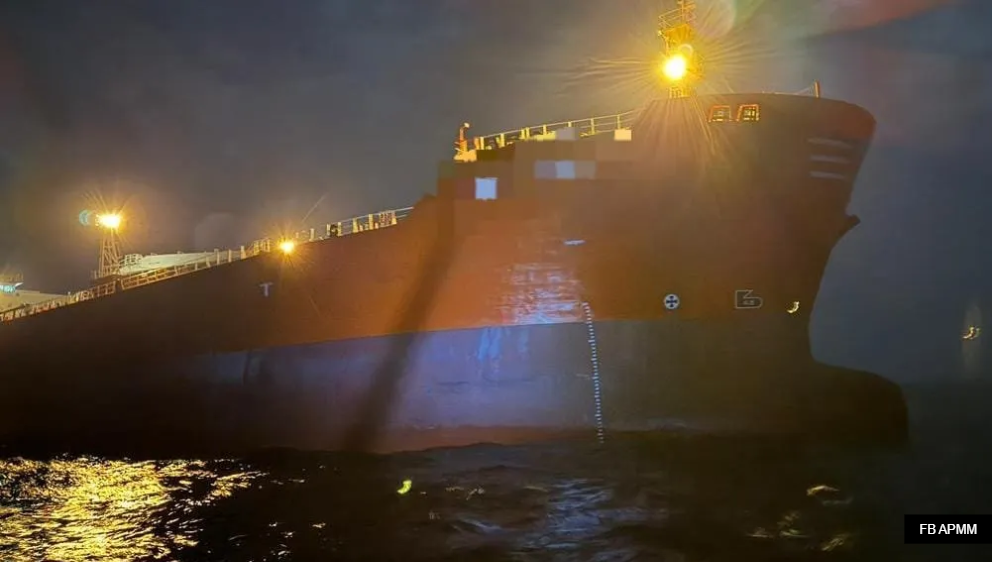 油轮非法抛锚被扣 船长与21外籍船员扣查