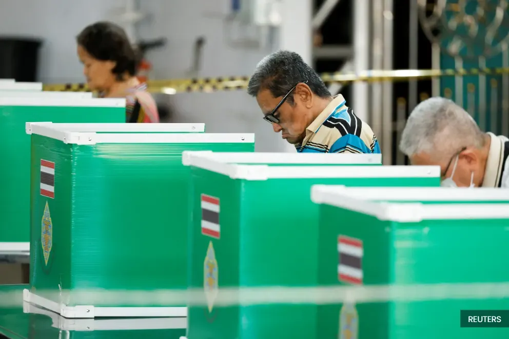 தாய்லாந்தில் புதிய அரசாங்கத்தை அமைப்பதில்  சிக்கல், பேச்சுவார்த்தைகள் விரைவில் தொடங்கும் என எதிர்பார்க்கப்படுகிறது