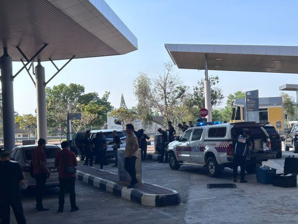 Shots fired at Malaysian border commander near Thai frontier