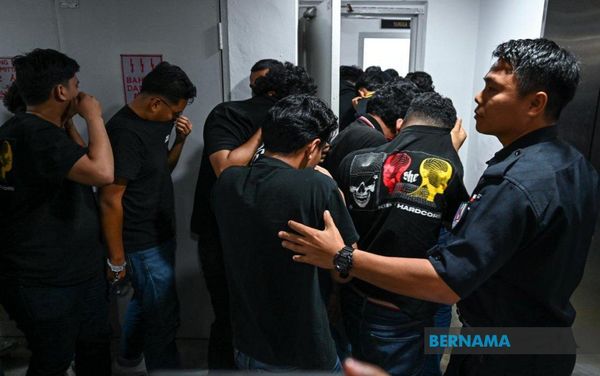 Penyokong Selangor FC sokong cadangan Sultan Selangor haramkan pembuat kekacauan ke stadium