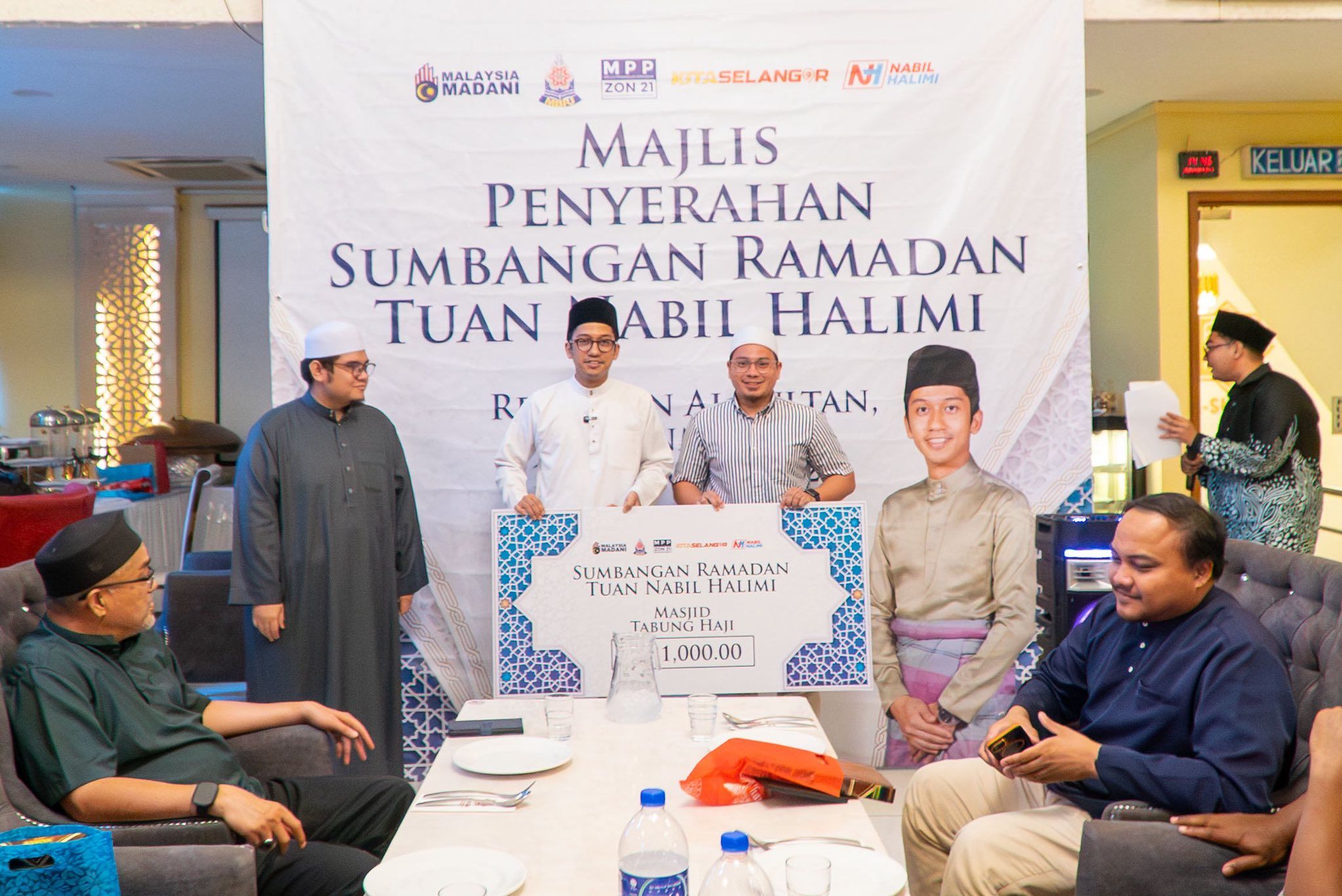 Ramadan: 18 masjid, surau DUN Seri Setia, Taman Medan terima sumbangan RM18,000